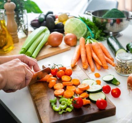 How Social Connections Improve Healthy Aging