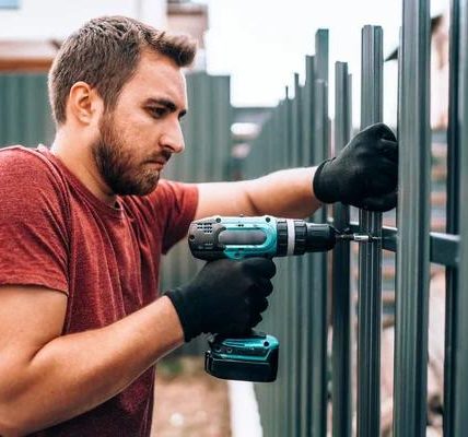 Why Homeowners Choose Fence Installation and Repair in Salem OR for Better Security