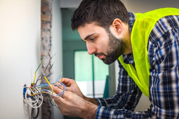 Electrical Panel Services in Des Moines to Improve Home Safety