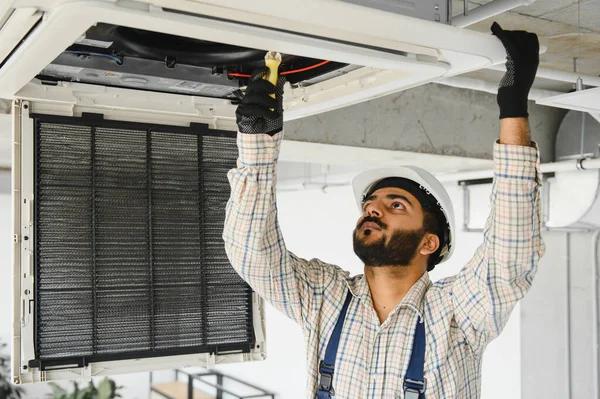 Cleburne TX Specialists for Air Conditioner Repairs