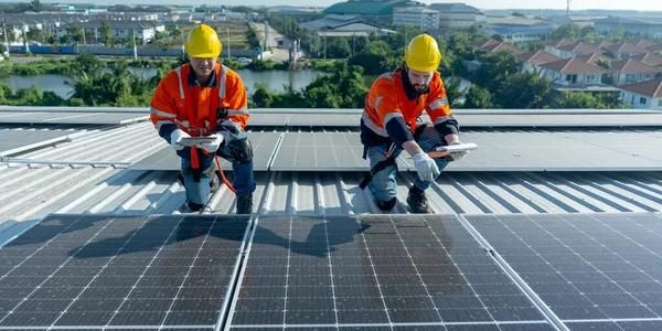 New Roof? A Guide to Longview Roof Installation