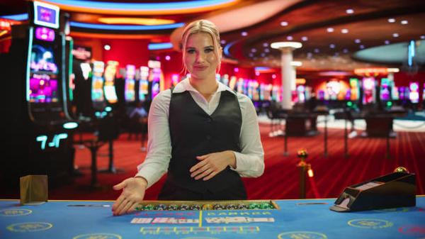 Key Features to Compare Before Using an online casino Singapore